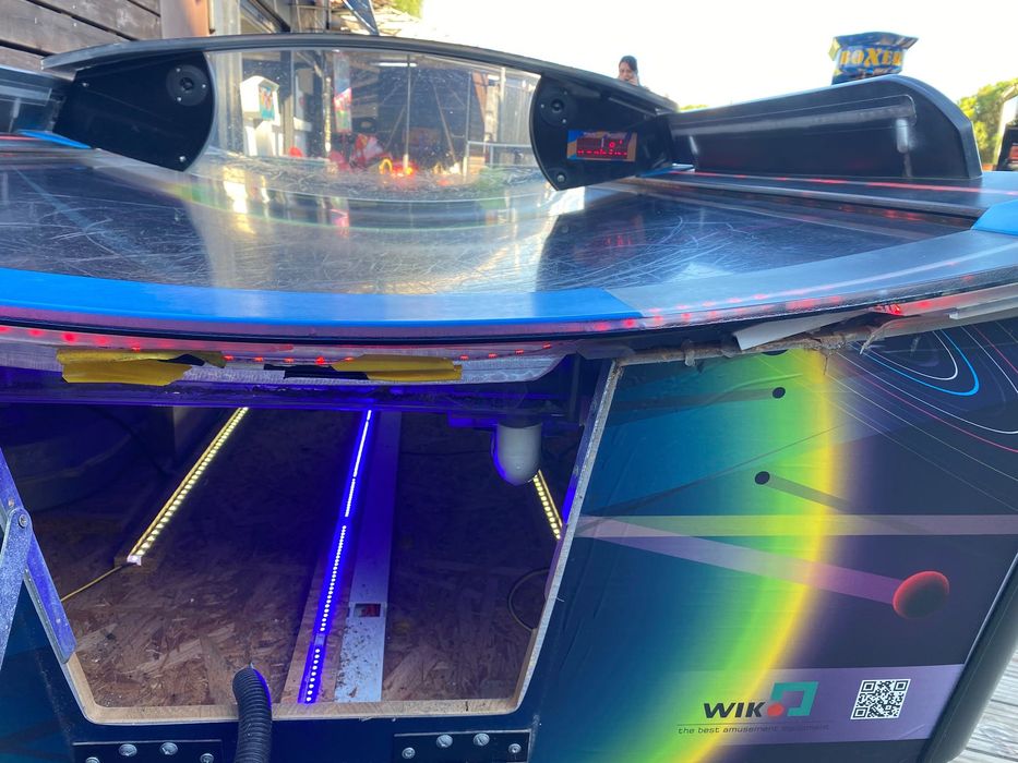 Mesa de air Hockey da Wik Meteor Storm, Outdoor, Usada