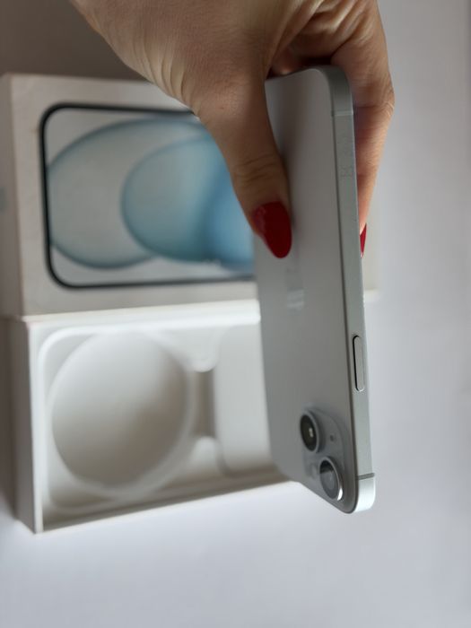 Iphone 15 baby blue