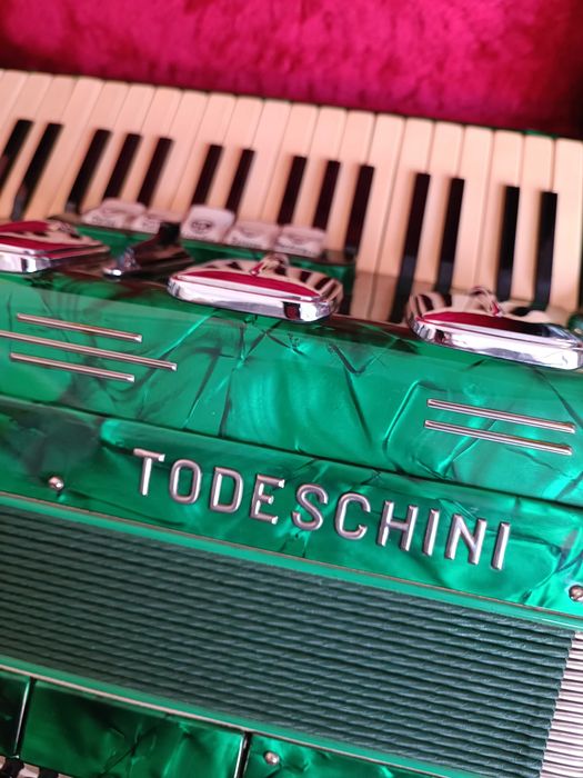 RARA RARIEDADE: Acordeom Todeschini Artist 3 – Verde Perolado Impecável!