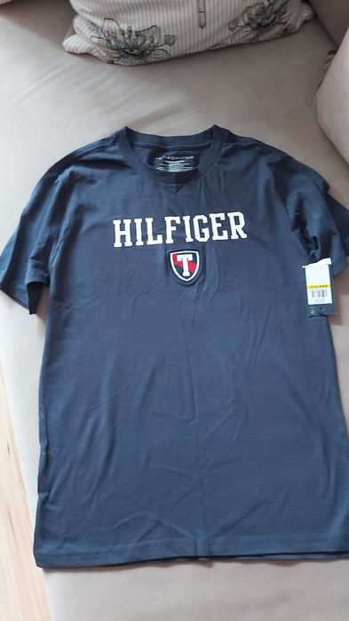 Nowa koszulka Tommy Hilfiger 10/12 lat