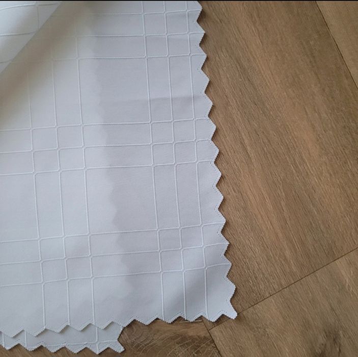 Obrus biały 110x160 jak nowy