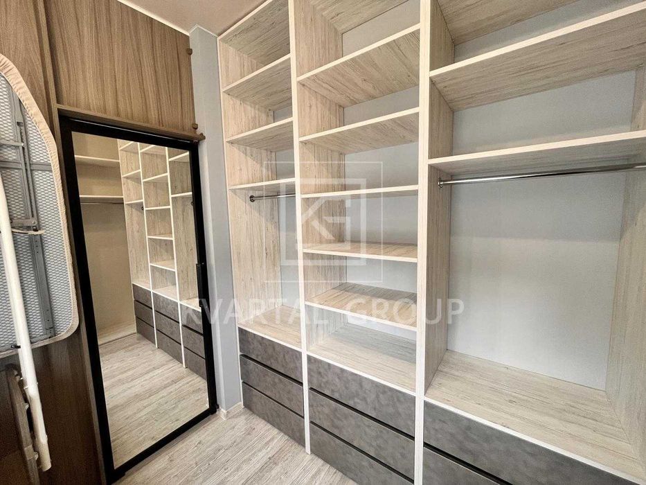 Дуплекс з новим ремонтом прямо біля парку.15хв до Києва