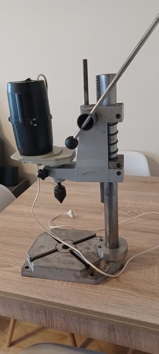 Sprzedam sprawną wiertarkę na statywie firmy wolfcraft.