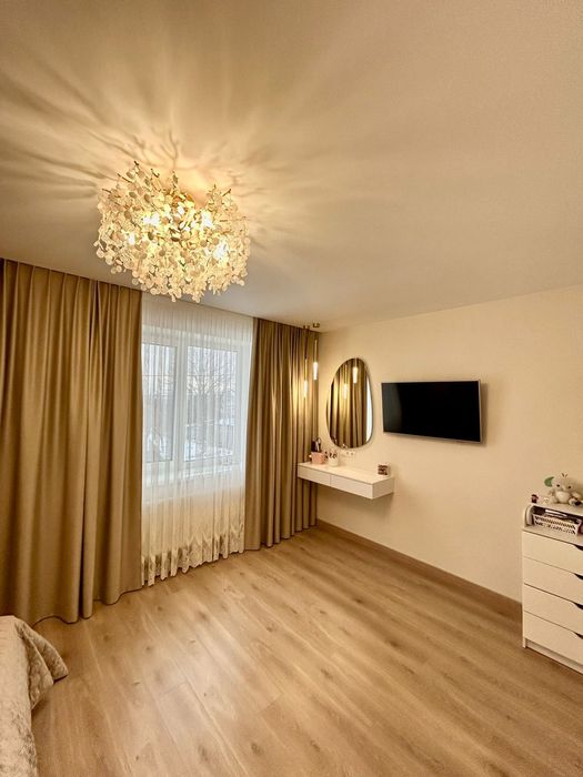 Продам котедж з ремонтом в м. Рівне, власник