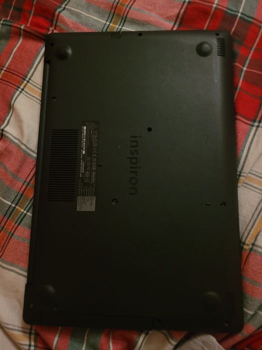 Ноутбук Dell Inspiron 5570