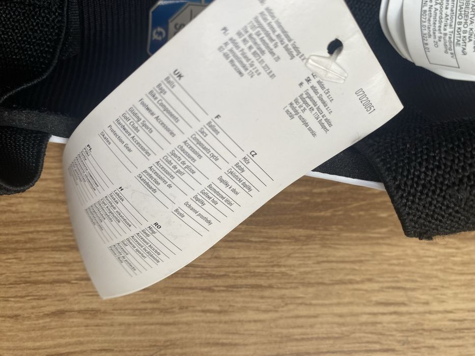 Caneleiras Adidas Predator M Como Novas com Embalagem