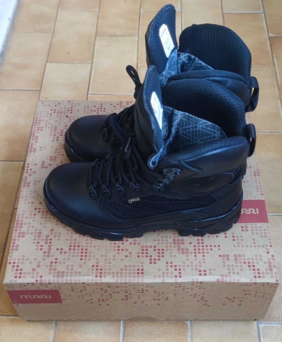 Botas tácticas militares Iturri Eagle - Gore Tex - Tamanho 39
