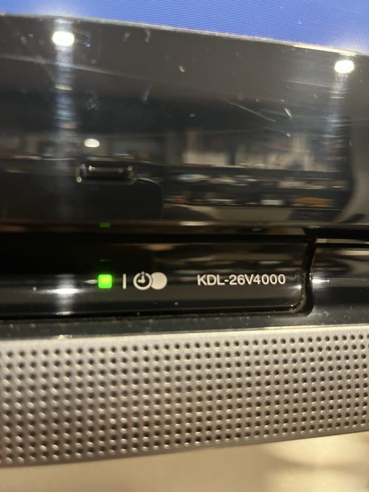 Televisão Sony Bravia KDL-26V4000 + Chromecast