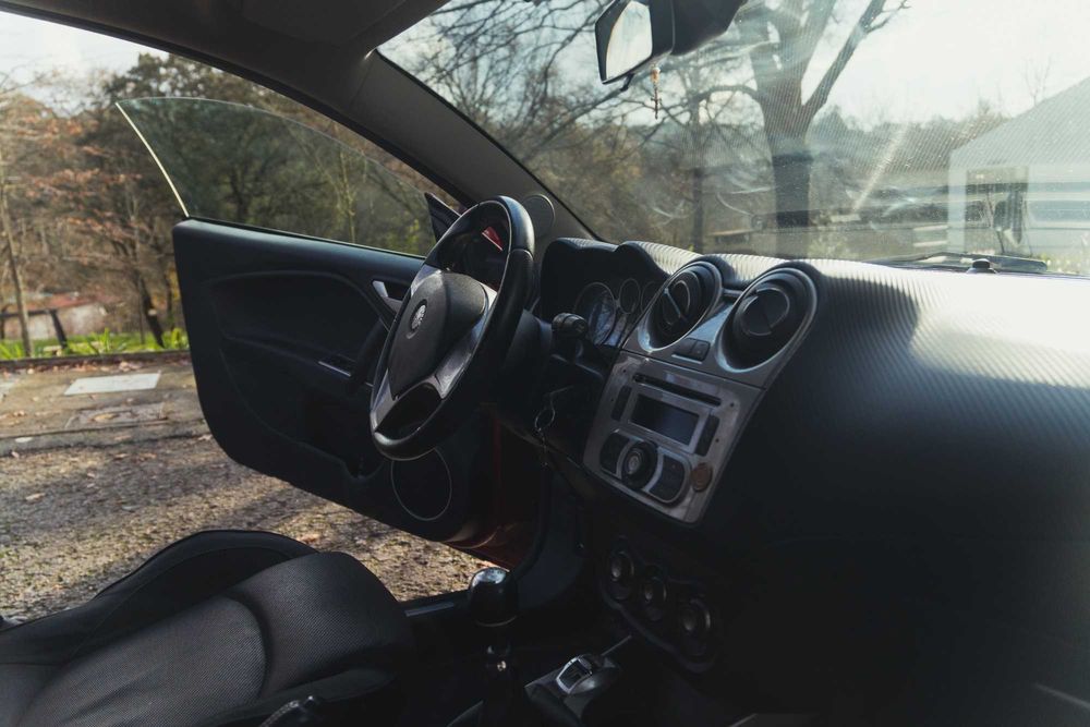 Alfa Romeo MiTo 1.4 Gasolina – Desportivo e Económico