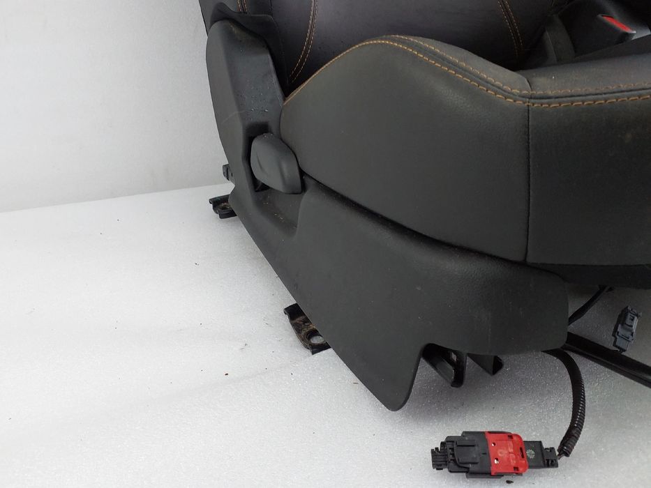 Conjunto de bancos DACIA Spring
