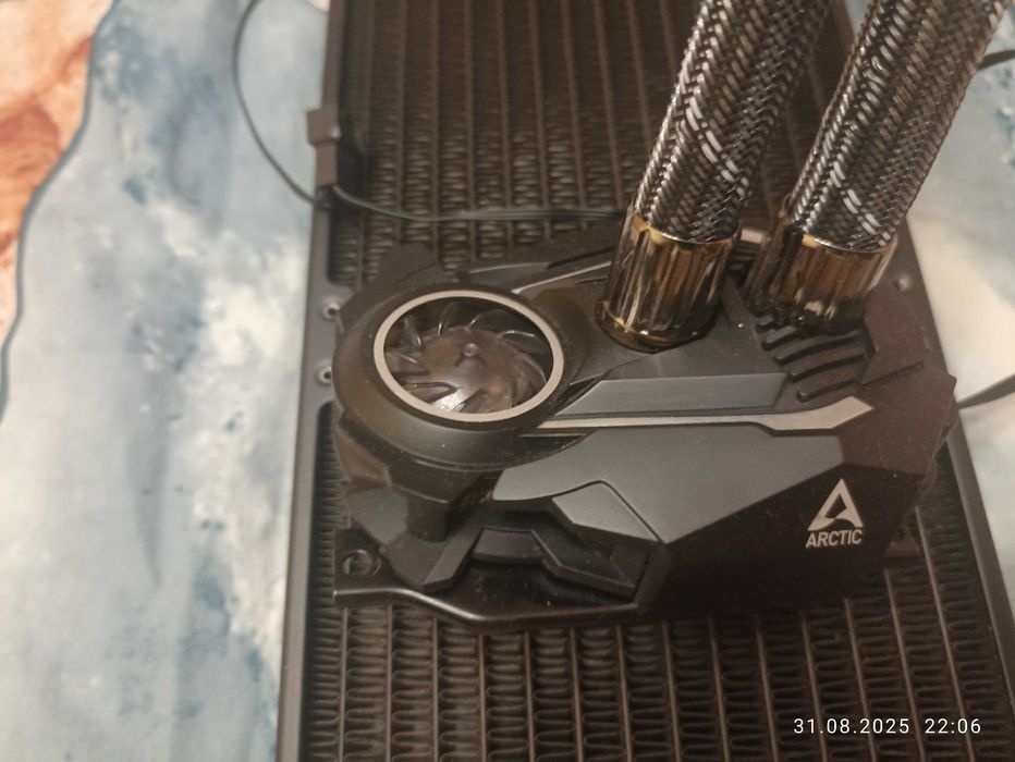 СВО Arctic Liquid Freezer II 420