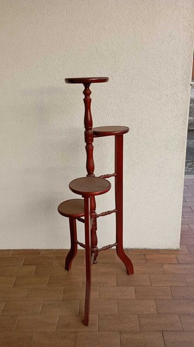 Móvel para 4 vasos