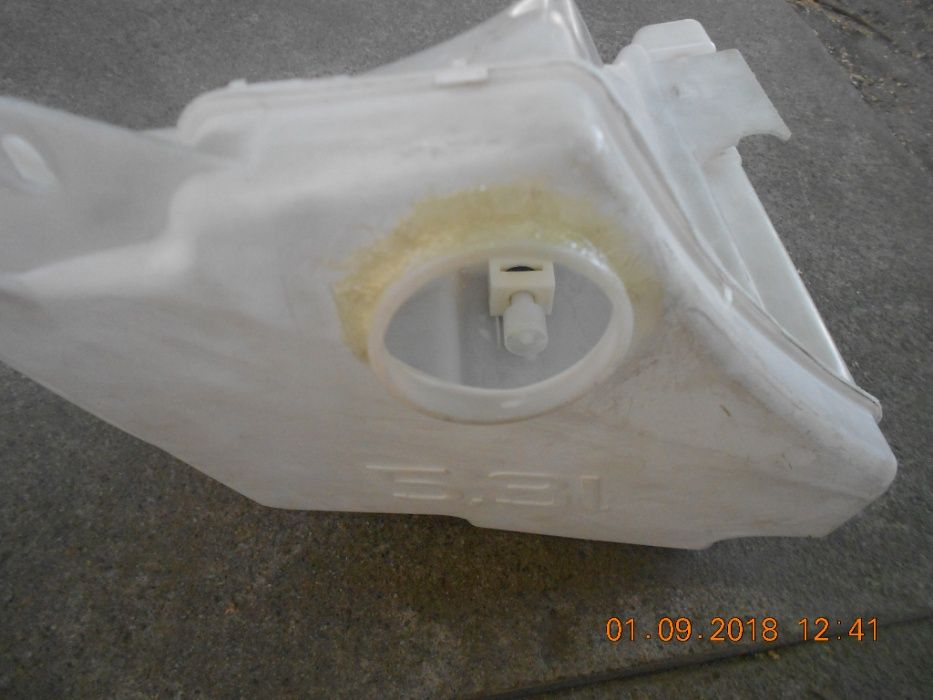 Бачок стеклоомывателя (б/у)BMW