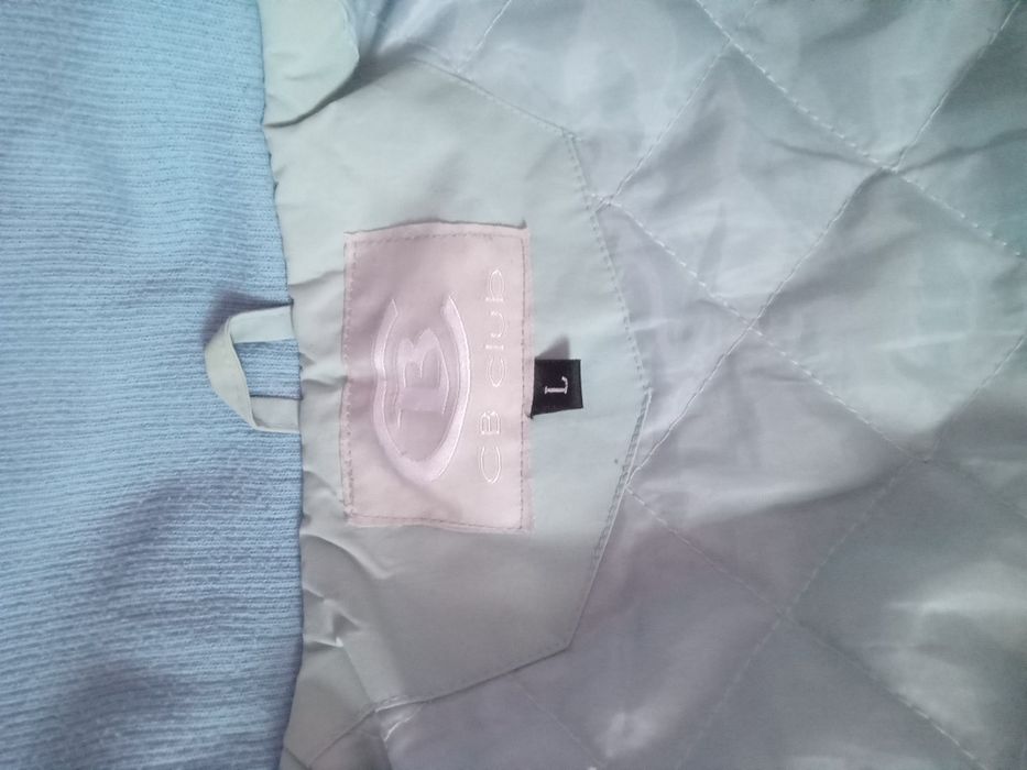 Жiноча куртка весняна.