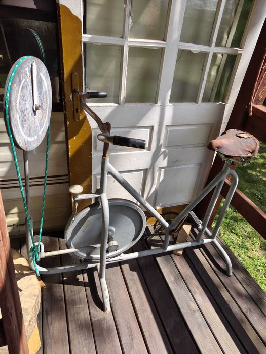 stary rower treningowy,