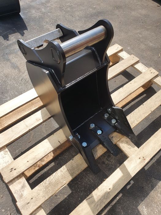 Łyżka kopiąca 30cm z zębami, pod szybkozłącze ms03 simlock