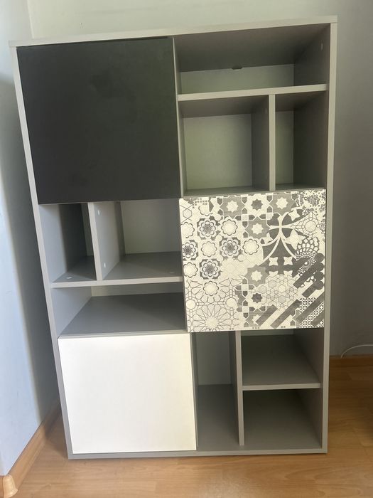 Wójcik Regał  szafka z półkami szaro czarno biała mlodzieżowe
