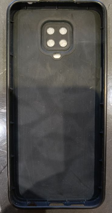 Продам 2 чехла для редми 9 ноте про