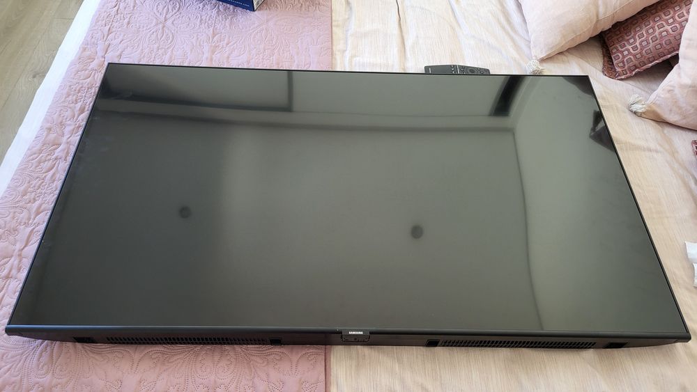 TV Samsung Q60 QLED