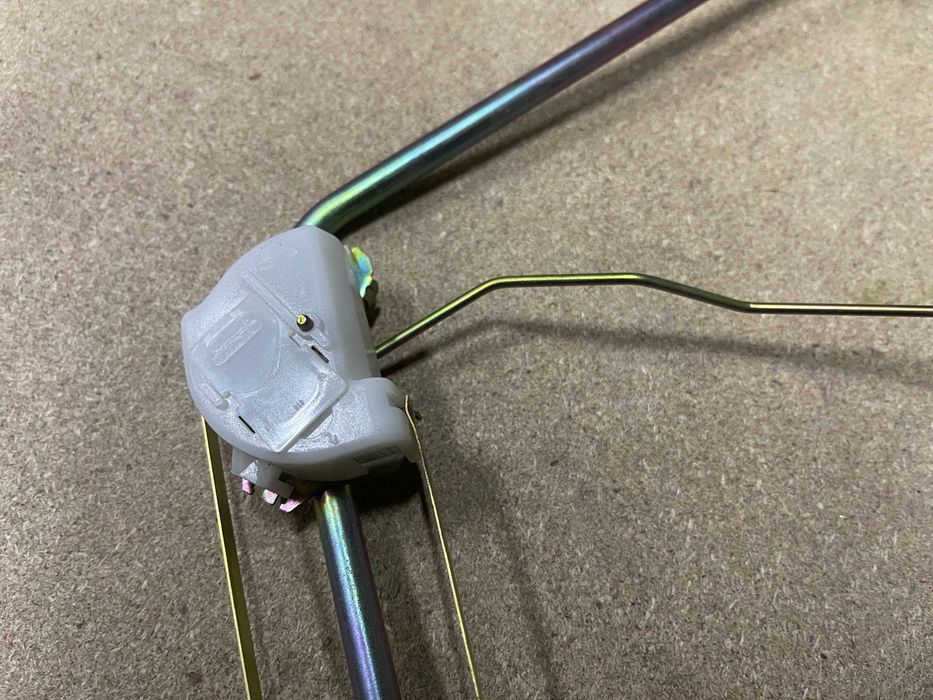 Датчик уровня топлива ВАЗ 2101.2102 ссср