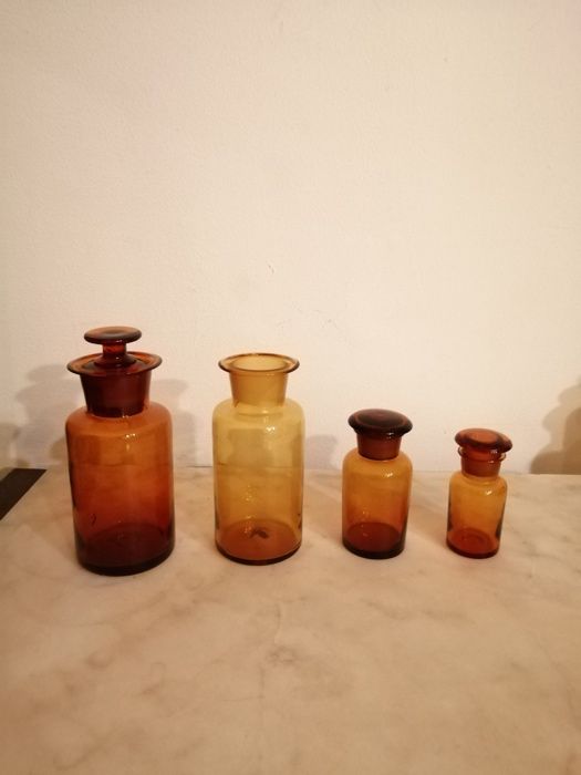 Frasco Vintage Farmácia cor âmbar vidro soprado manualmente (à mão)