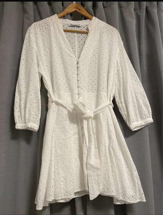 Vestido branco Zara