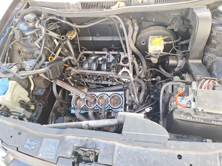 Vw golf 4 1.4 16v para vender às peças