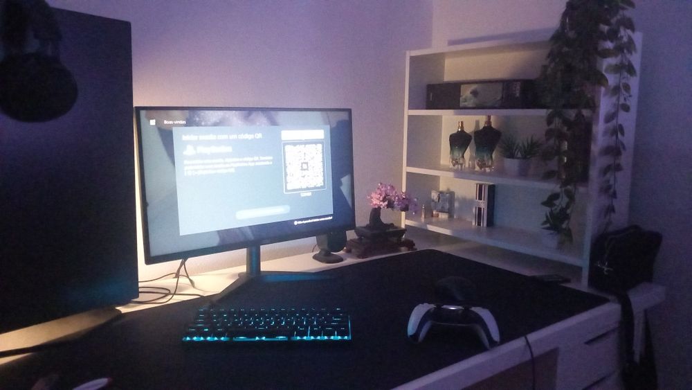 Monitor barato em ótimo estado
