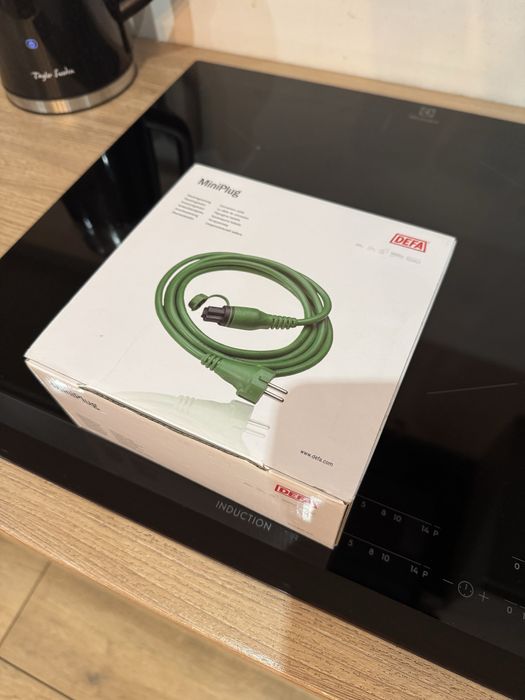 NOWY  kabel przewód elektryczny zewnętrzny DEFA 5m 460921 Mini Plug