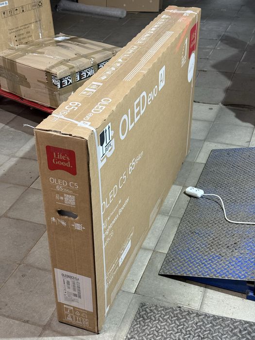 Телевізор LG OLED Evo 42C5, 48C5, 55C5, 65C5, 77C5, 83C5 (2025)