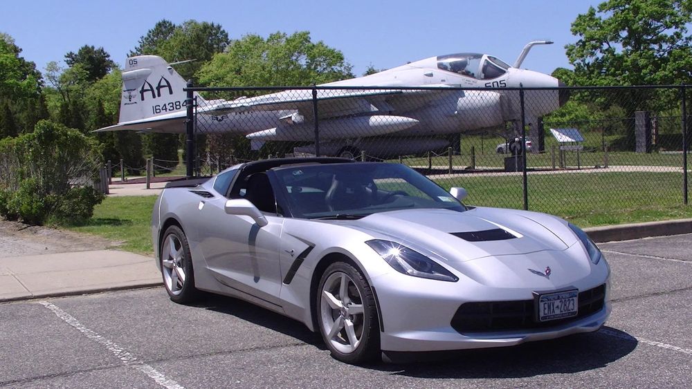 Chevrolet Corvette Stingray LT1 6.2 V8