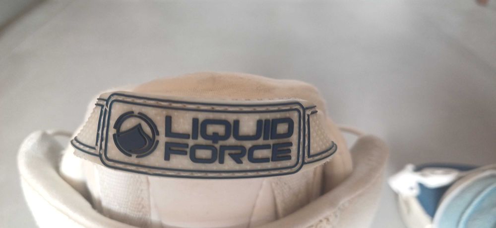 Vendo Botas para wakeboard para criança