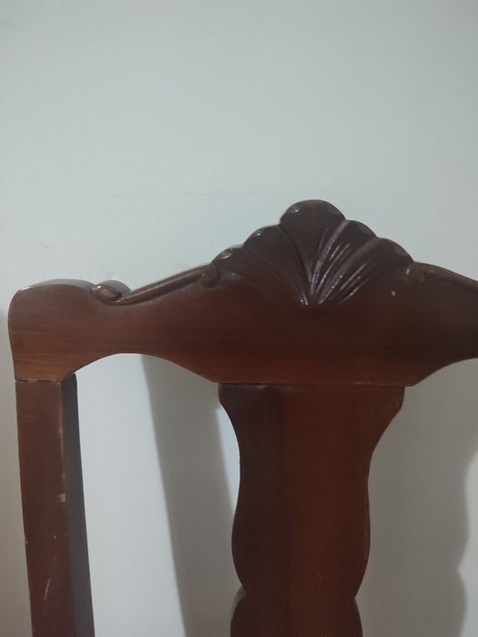 Cadeira Vintage  em bom estado