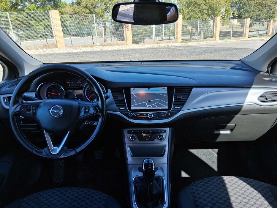 Opel Astra sports tourer
