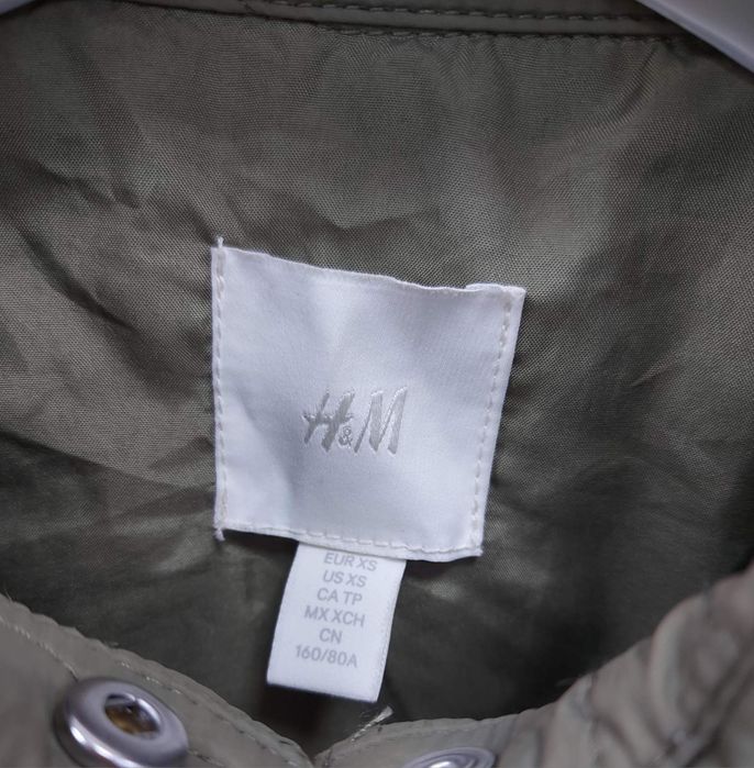 Куртка жіноча стьобана демісезонна H&M. Розмір XS