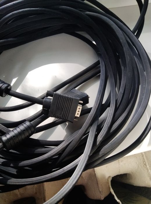 Кабель VGA CARI .