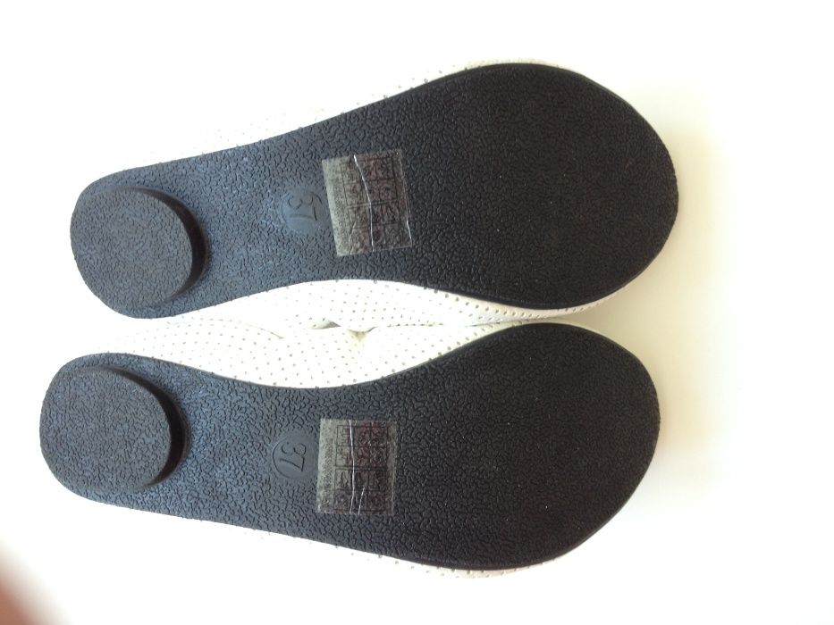 DIVERSE buty NOWE balerinki 37 lekkie Z GUMKĄ