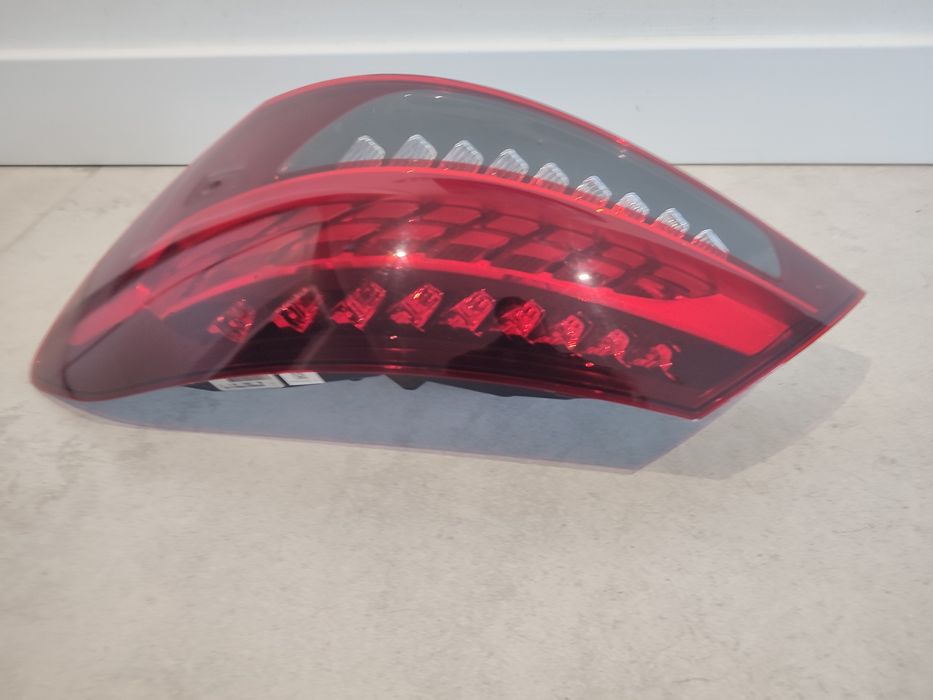 Lampa Led Tył Prawy Mercedes E klasa W213 Sedan 22r Oryginał