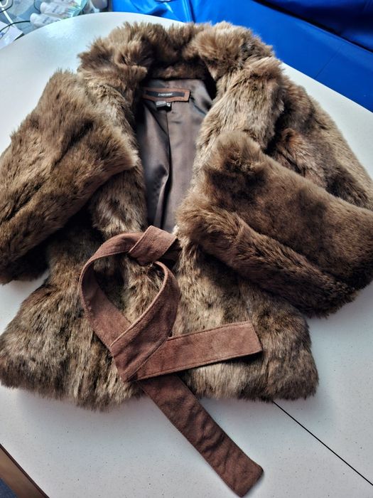 Casaco de pêlo sintético