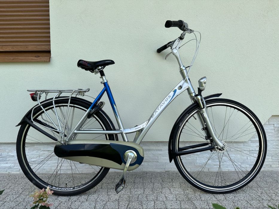 Rower BATAVUS - koła 28, alu, Nexus 7b, 2 x amor, prądnica w kole
