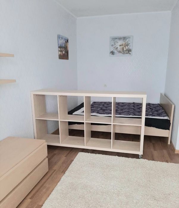 Продам 1комнатную, 18300