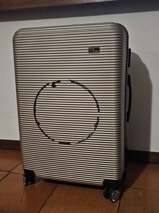 Mala de viagem rígida dourada + mala média brinde