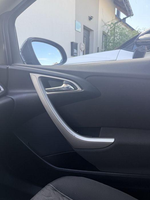 Opel Astra GTC 1.4 Benzyna + LPG – ekonomiczne, zadbane, wyjątkowe autko
