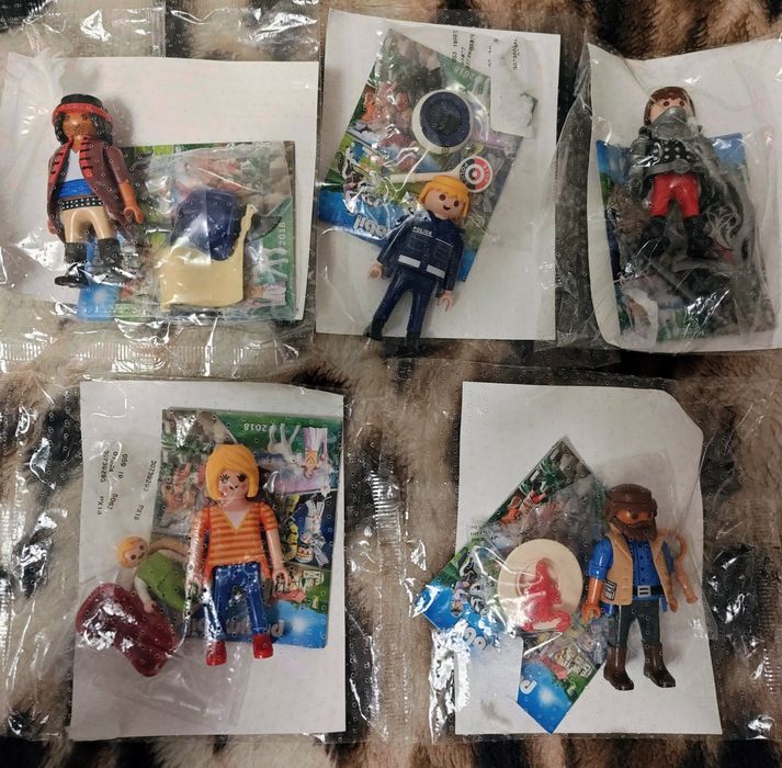 Мини коллекция из пяти оригинальных фигурок Playmobil