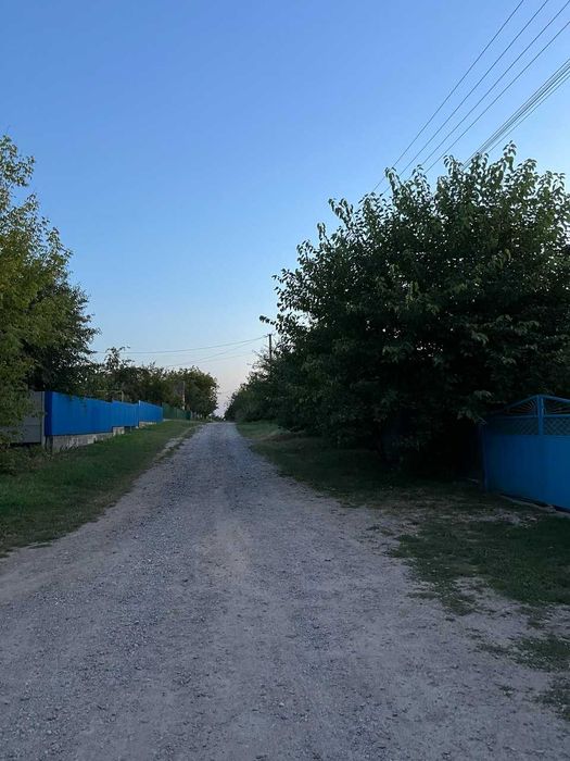 Ділянка під забудову Малі Крушлинці.Газ,елекрика,водопостачання,50сот.