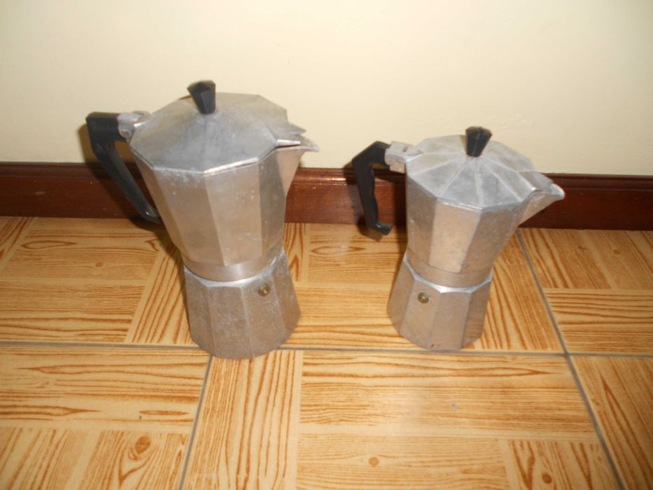 2 Cafeteiras Vintage