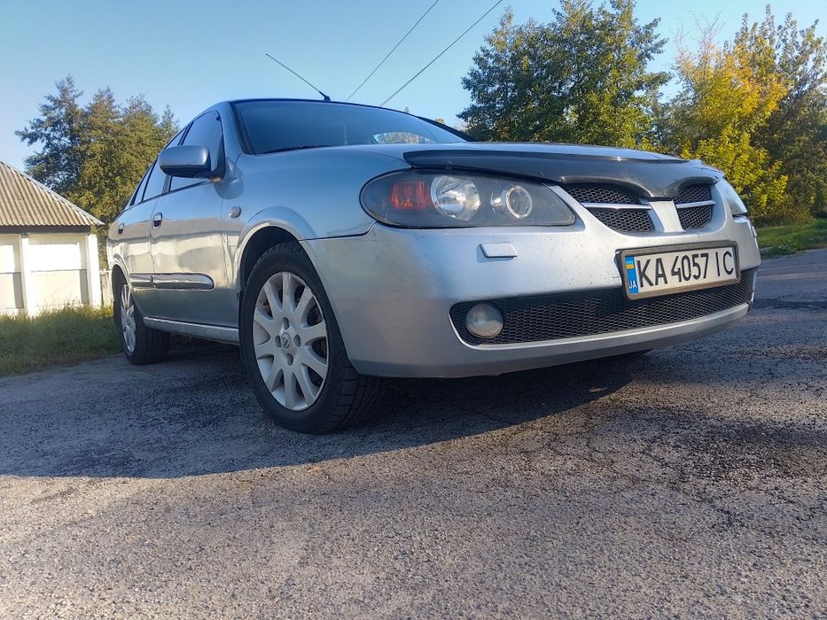 nissan almera 2005 року