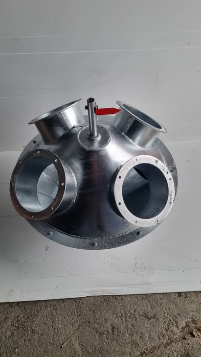 Rozdzielacz fi 200 czterodrogowy przenośnik kubełkowy pionowy