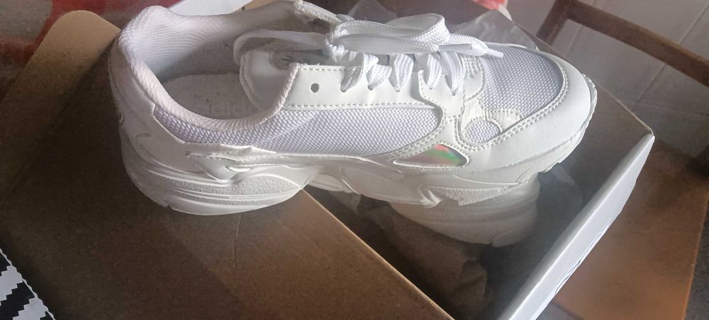 Sapatilhas usadas