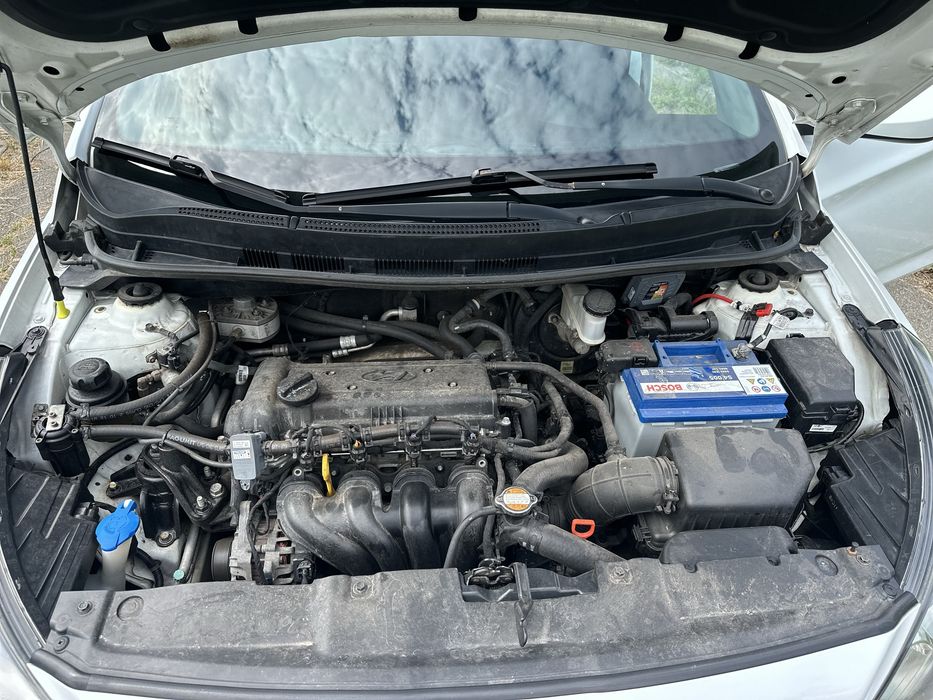 Hyundai Accent 2012